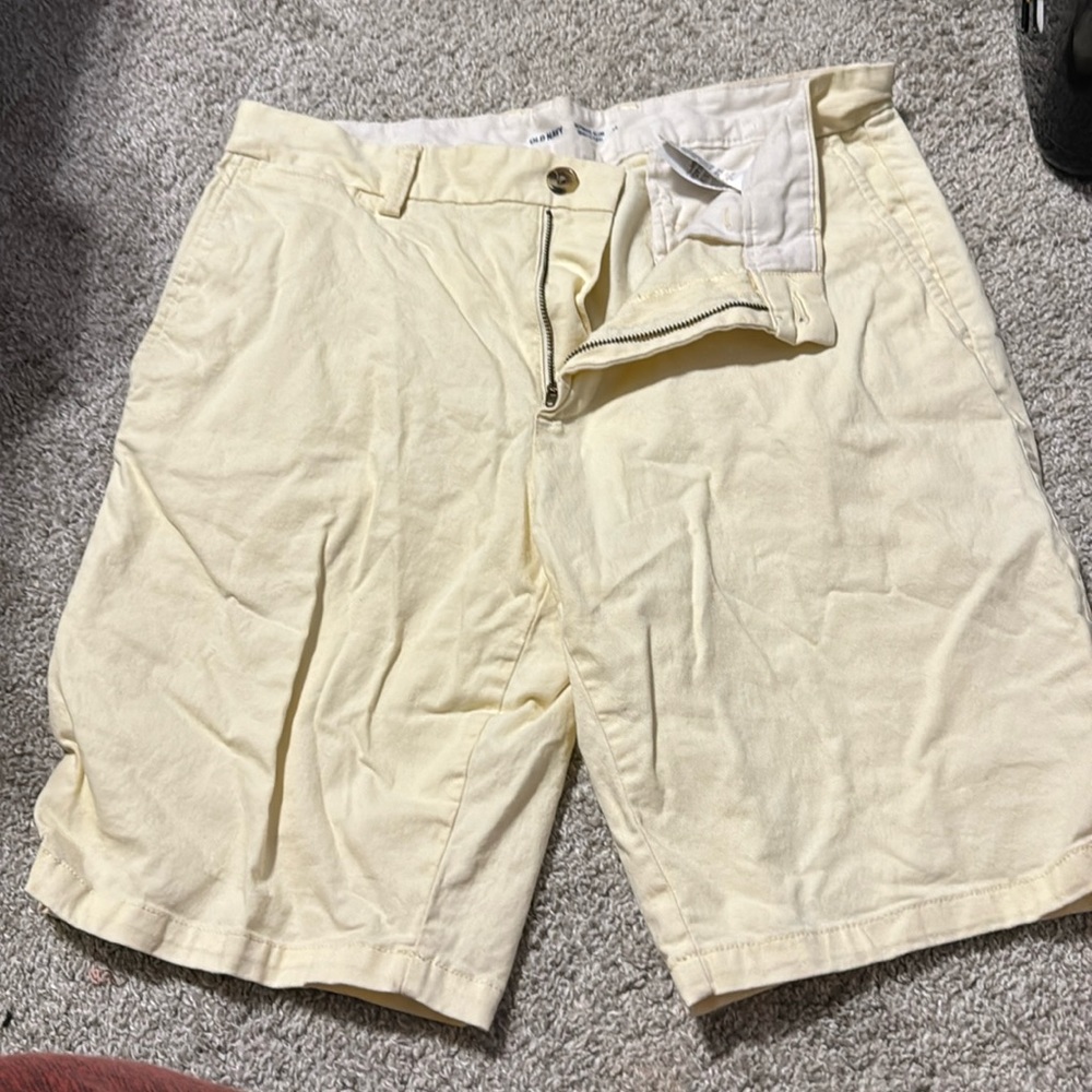 Light yellow shorts men